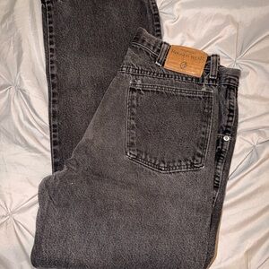 Wrangler Men's Dark Gray Relaxed Jeans